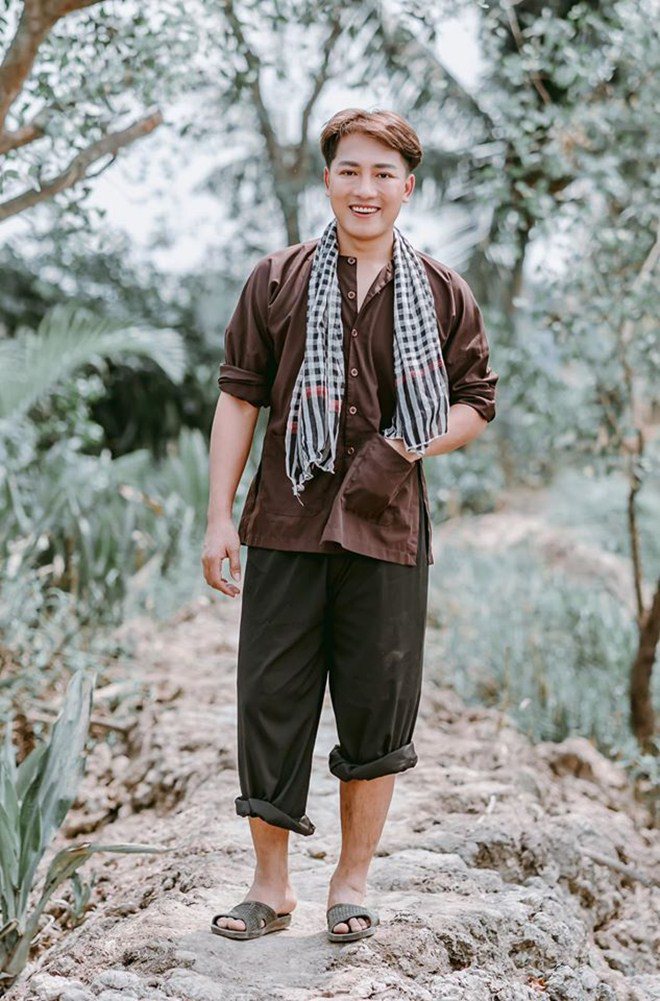 Châu Khải Phong: amp;#34;Tôi không ngại lời khen chê hay việc bị so sánh với đồng nghiệp khácamp;#34; - 5