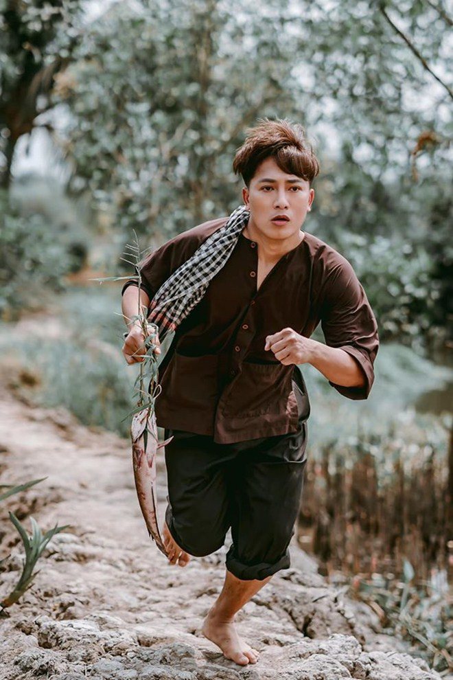 Châu Khải Phong: amp;#34;Tôi không ngại lời khen chê hay việc bị so sánh với đồng nghiệp khácamp;#34; - 4