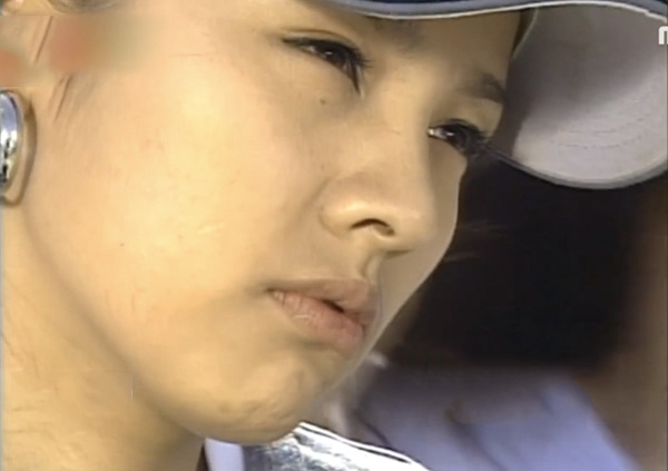 Sau tin qua đêm với Bi Rain, Lee Hyori bị amp;#34;đào mộamp;#34; ảnh cũ, so sánh với Kim Tae Hee - 4