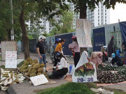Tiêu dùng - Hoa quả siêu rẻ bán ngập vỉa hè nhưng không rõ xuất xứ, chất lượng