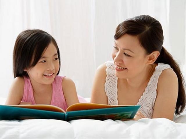 Hiệu trưởng trường ĐH danh tiếng khuyên cha mẹ 4 câu nên hỏi trẻ trước khi đi ngủ