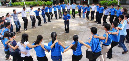 6 game văn phòng cực giải trí, cực vui mà chẳng cần đi xa - 1