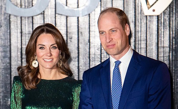 Hoàng gia Anh bênh vực Công nương Kate, thờ ơ với Meghan như cú tát vào mặt  Harry