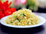 Bếp Eva - Rang cơm cho trứng hay cơm vào trước đều được, quan trọng làm sao để cơm săn chắc, bóng bẩy