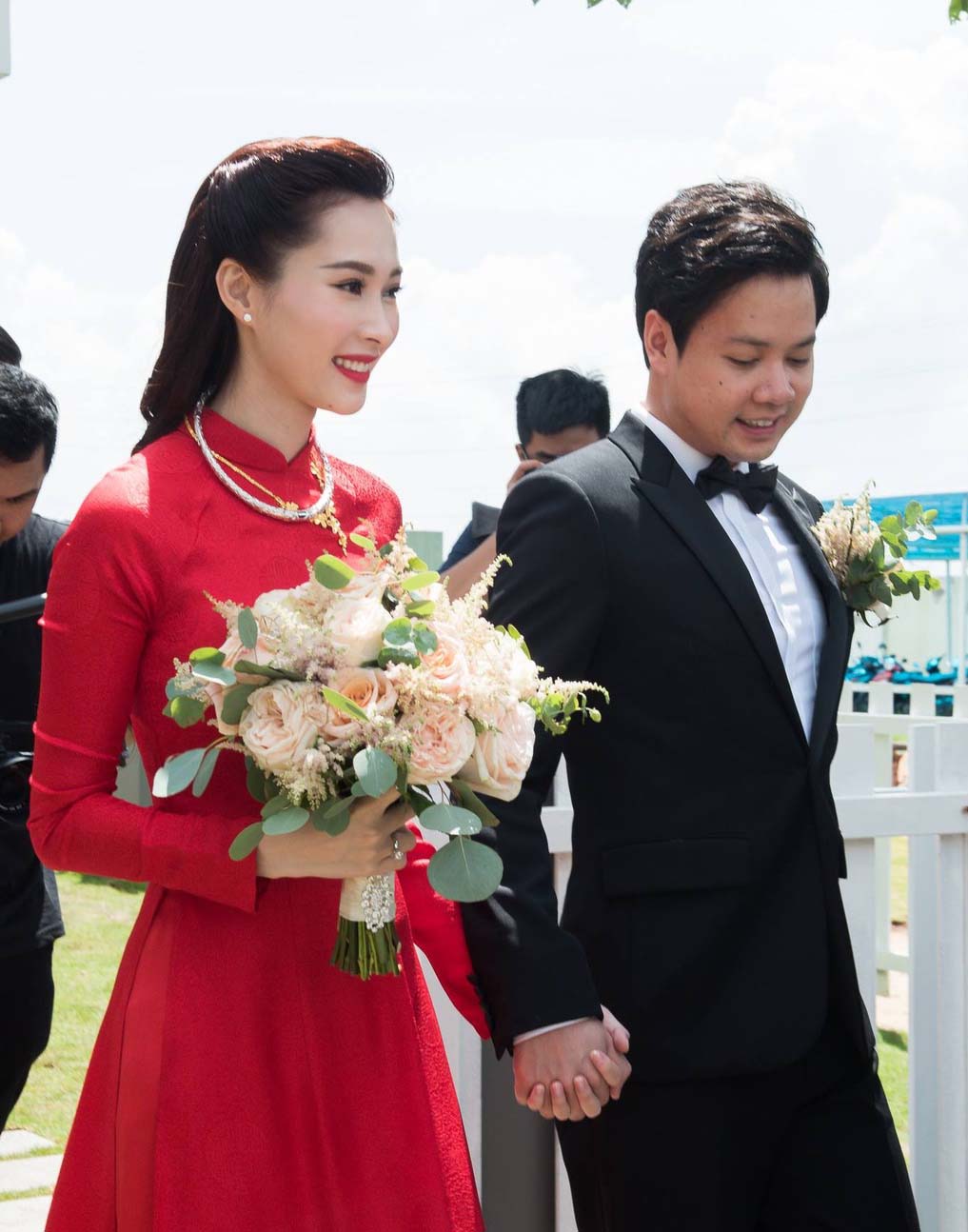 Người đẹp miền Tây amp;#34;đổi đờiamp;#34; nhờ vương miện Hoa hậu Việt Nam, giờ là mẹ 2 con viên mãn - 12