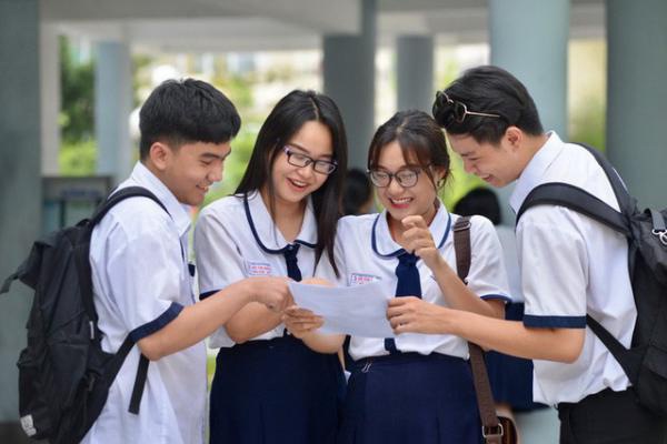 Tin tức 24h: Chân dung bố vợ làm giám đốc một ngân hàng lớn ở TP.HCM của Công Phượng - 4