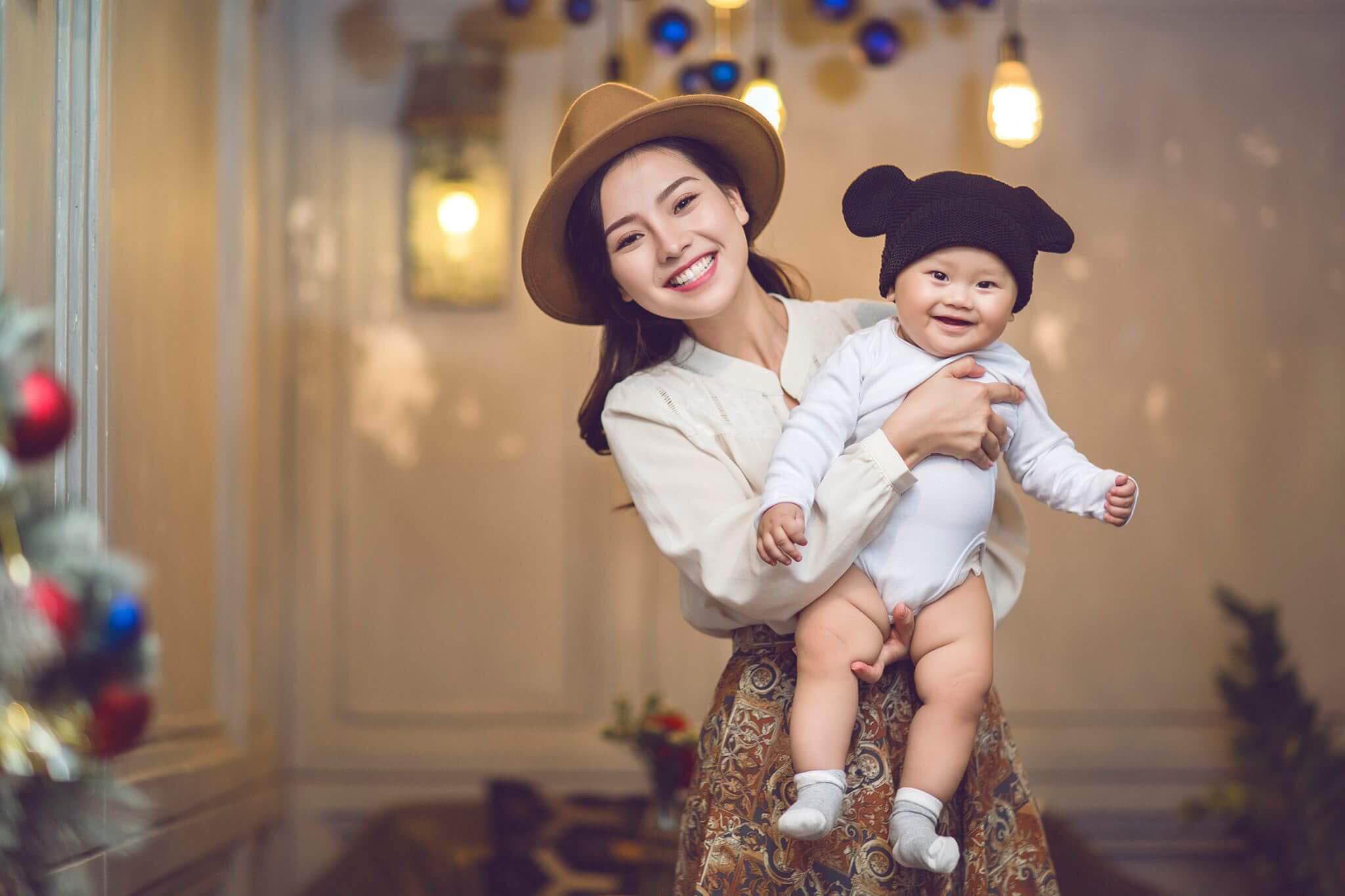 Nữ diễn viên amp;#34;Tôi thấy hoa vàng trên cỏ xanhamp;#34; sinh con gái thứ 2 tại Mỹ - 2