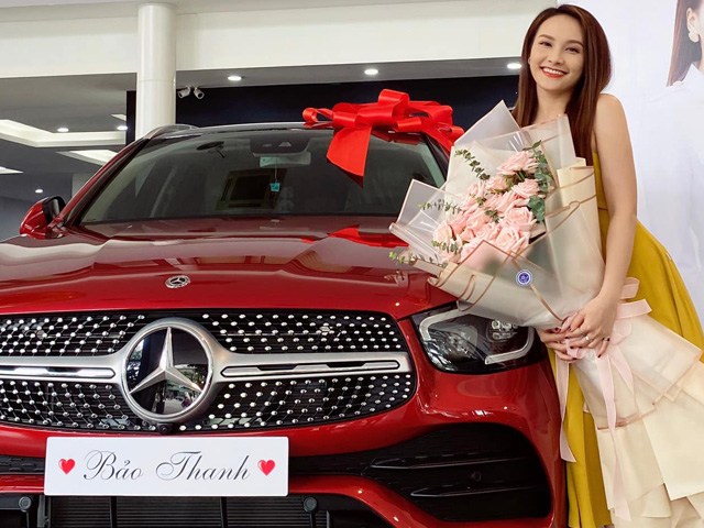 Liên tục mua xế xịn tậu biệt thự, vợ chồng Bảo Thanh đổi đời nhờ Về Nhà Đi Con