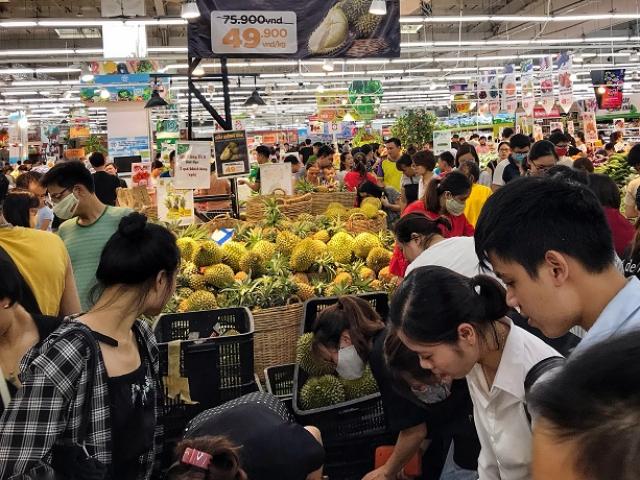 Bản tin tiêu dùng: Sầu riêng giảm sốc chưa từng thấy, chỉ 39.000 - 49.000 đồng/kg