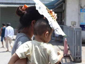 Nắng nóng trẻ nhập viện gia tăng, bác sĩ chỉ 5 điều cực dễ thực hiện để bảo vệ con