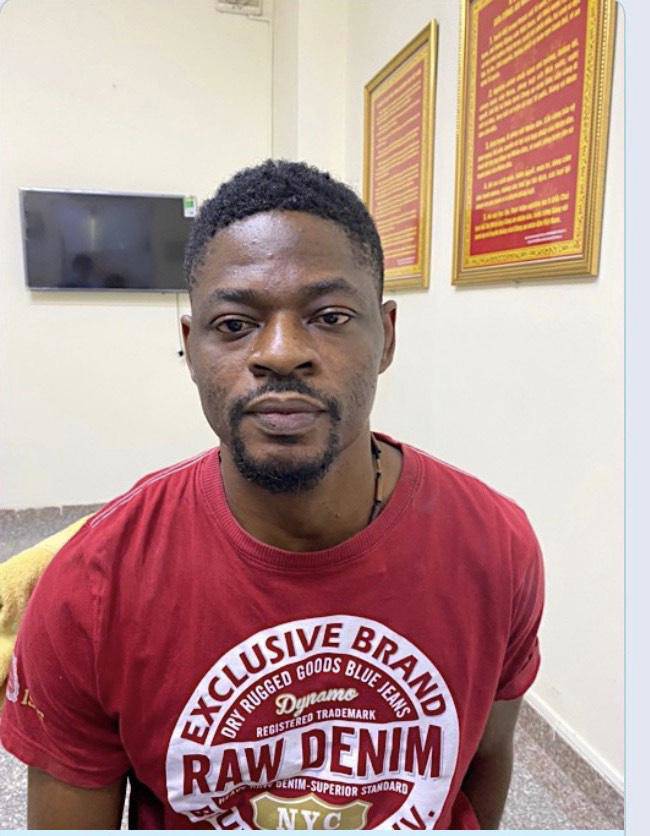 Đường dây lừa đảo 120 tỷ đồng: Chuyển 3,9 tỷ cho trai tây dù chỉ quen qua mạng - 3