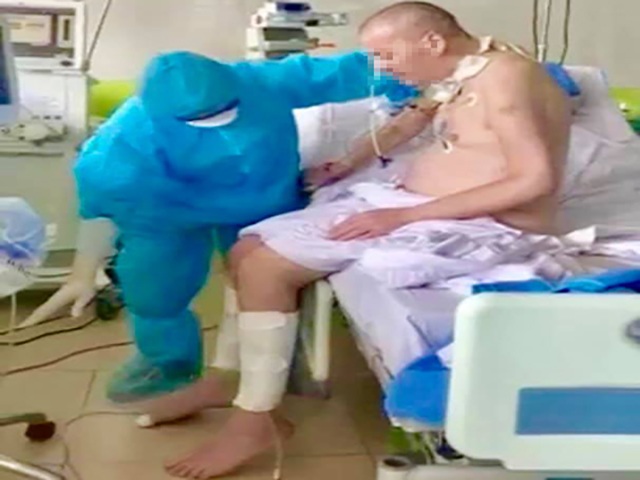 Sự hồi phục kỳ diệu của bệnh nhân 91: Đã ngồi dậy được, tự tay viết được chữ - 1