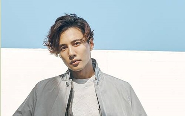 Chỉ 1 bức ảnh thời hẹn hò chưa từng công bố, Won Bin và vợ đã lọt top tìm kiếm - 8