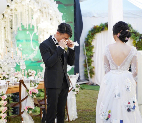 Hôn lễ ấn tượng nhất showbiz: Chú rể giấu vợ 16 năm, ngày cưới có 2 khách mời thú vị - 3