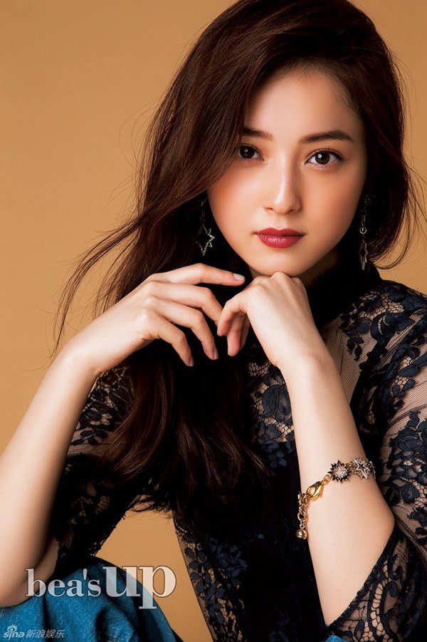 日本一の美人妻を持ち、エッチな夫は常に6人の女友達とセックス 6