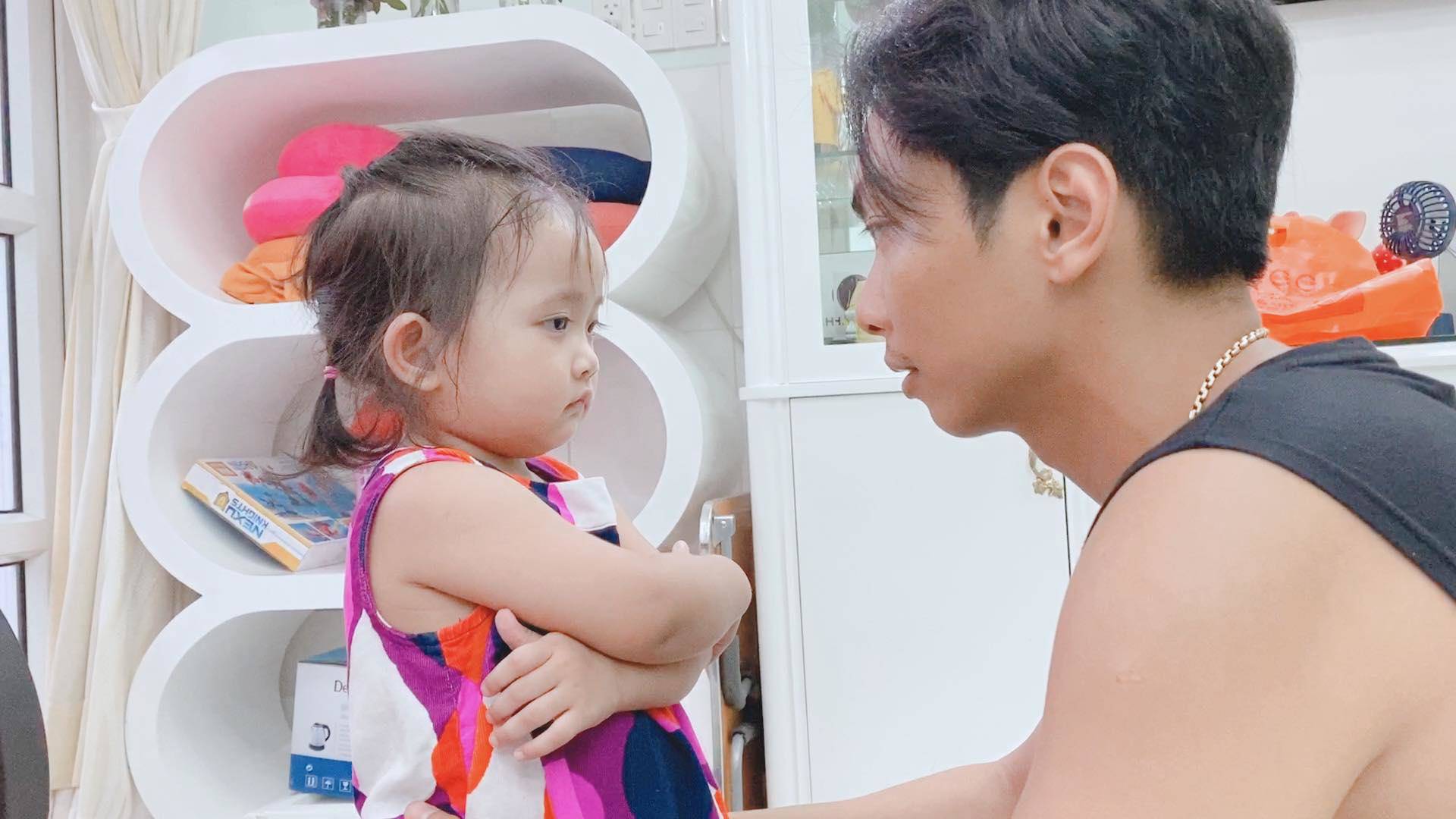 Khánh Thi lên tiếng về tin rạn nứt: amp;#34;Chồng vừa trẻ vừa tâm lý, dại gì chia tayamp;#34; - 3