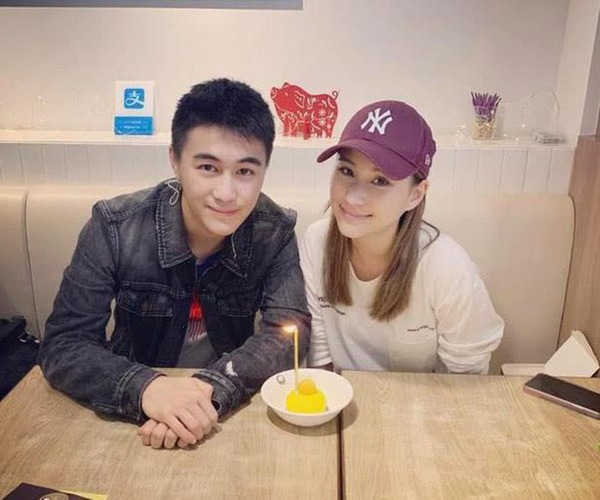 Chân dài Cbiz đi xét nghiệm bầu lần 2, chồng thờ ơ vì bận giành tài sản khi bố mất - 4