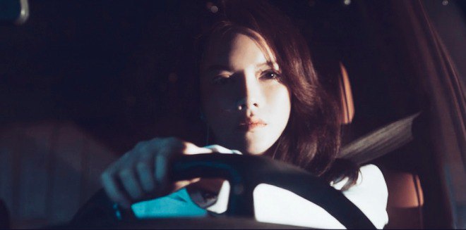 Bộ phim nợ nần của Lý Nhã Kỳ, Han Jae Suk ra mắt: Nữ chính chết ngay phút đầu - 4