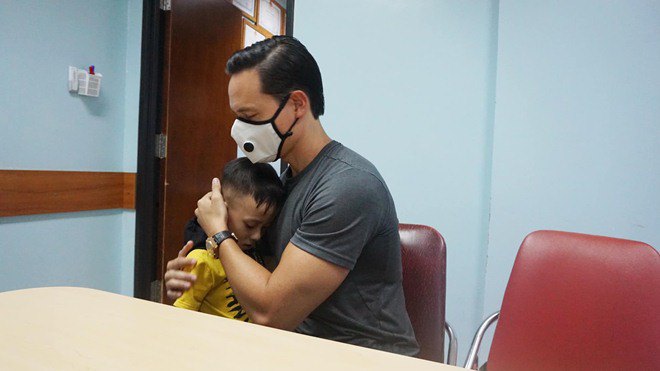 Sao Việt 24h: Phương Mỹ Chi gặp tận mặt người phụ nữ buông lời amp;#34;nguyền rủaamp;#34; gia đình mình - 8