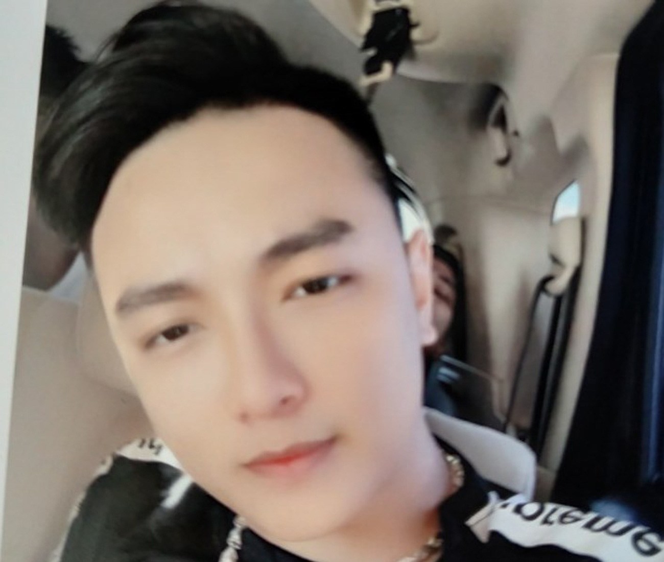 Lối sống xa hoa của hotgirl trường du lịch cầm đầu đường dây ma túy liên tỉnh - 4