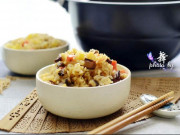Bếp Eva - Đổ nguyên liệu cùng gạo vào nồi cơm điện, nửa tiếng sau cả nhà lại được món ngon nhớ đời