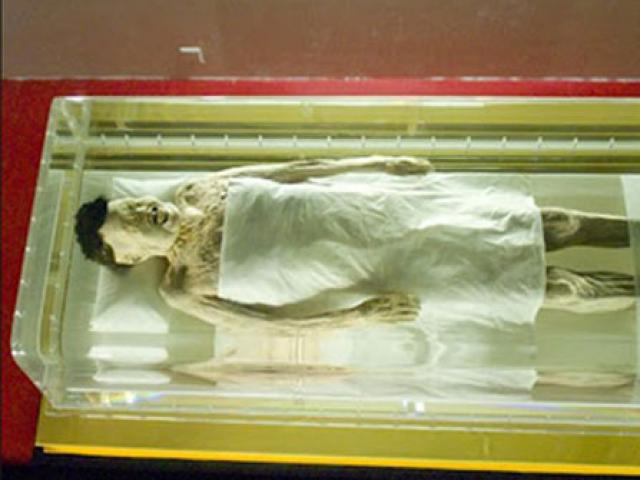 Xác ướp người phụ nữ 2.000 năm tóc vẫn xanh, máu vẫn chảy và bí ẩn không lời giải đáp