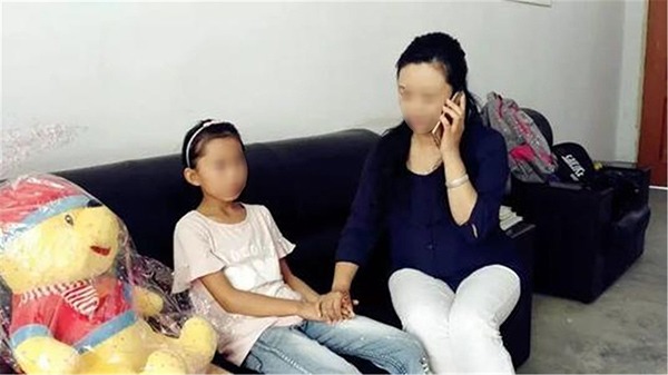 Bài toán amp;#34;4+ 6+111amp;#34; cô giáo gạch sai, mẹ giận dữ nhưng nhận cái kết ngượng ngùng - 2