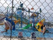 Tin tức - Thương tâm bé trai 7 tuổi qua đời tại bể bơi công viên nước