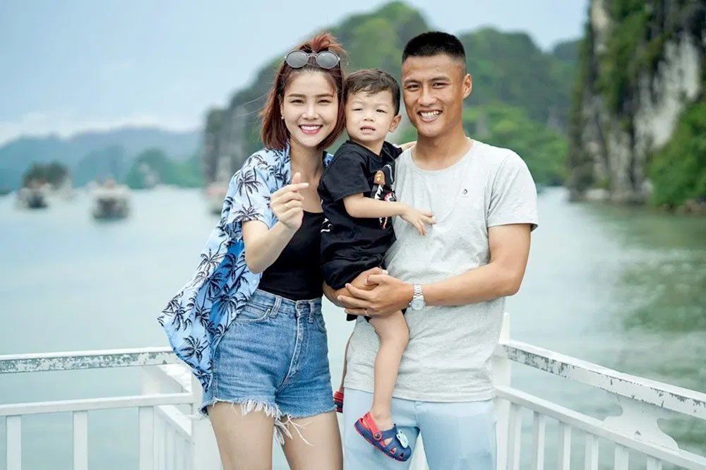 Chưa đầy 1 năm gửi con trai sang Czech định cư, Mạc Hồng Quân thông báo Kỳ Hân mang bầu - 4