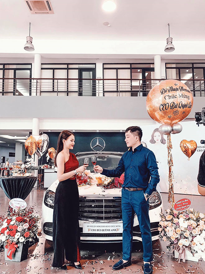 Nữ doanh nhân trẻ Bùi Quỳnh Anh chi tiền tỷ tậu xế sang Mercedes-Benz S450 Luxury đời mới - 1