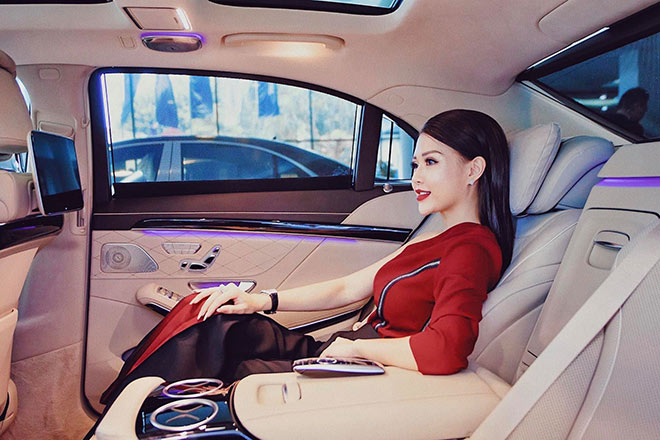 Nữ doanh nhân trẻ Bùi Quỳnh Anh chi tiền tỷ tậu xế sang Mercedes-Benz S450 Luxury đời mới - 2
