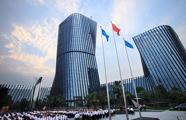 Soi độ giàu có của tỷ phú vừa bị bắt cóc trong chính biệt thự của mình - 3