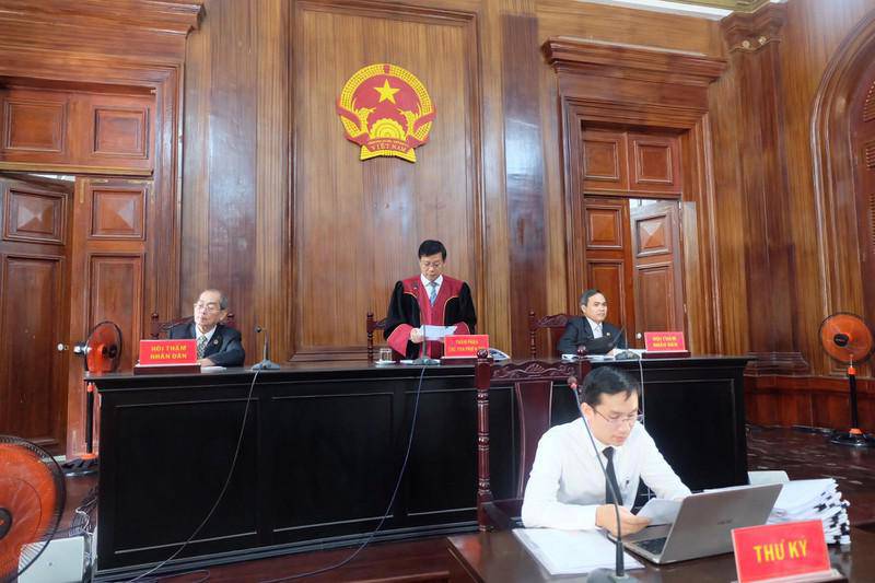 Tuyên phạt Phúc XO 12 năm tù sau ít phút quay lại xét hỏi - 1