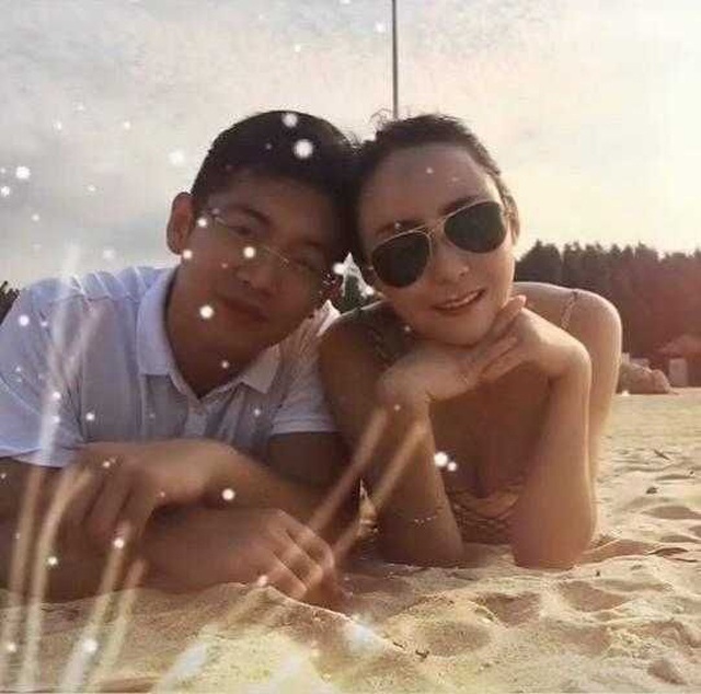 Cô dâu 40 kết hôn với chú rể 25 sau 2 tháng, mối quan hệ trước đó mới gây sốc - 3