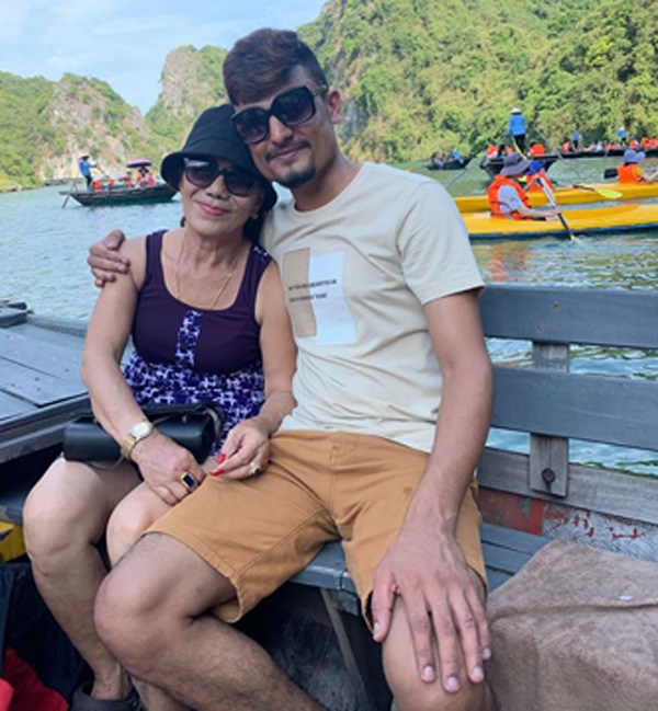 Cô dâu 65 tuổi tiết lộ sốc về người đàn ông nhận là chồng cũ, CĐM choáng váng - 2