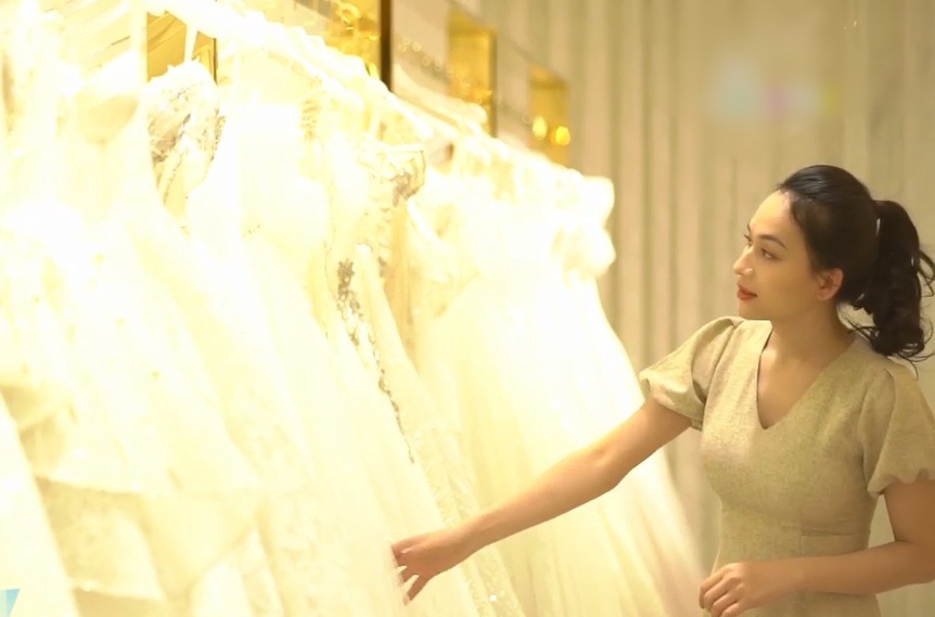 Cô gái chuyển giới từng ngồi khóc trước cửa nhà Hương Giang và chuyện tình đau lòng - 2