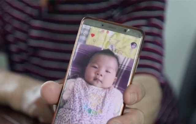 Con gái lớn bắt bỏ thai, mẹ già gần 70 tuổi có bầu tự nhiên vẫn quyết giữ bằng được - 6
