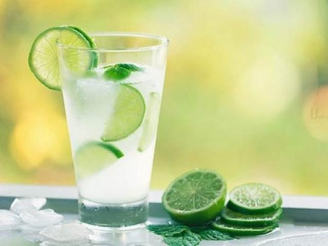 Uống nước chanh hàng ngày có tốt không và uống khi nào?