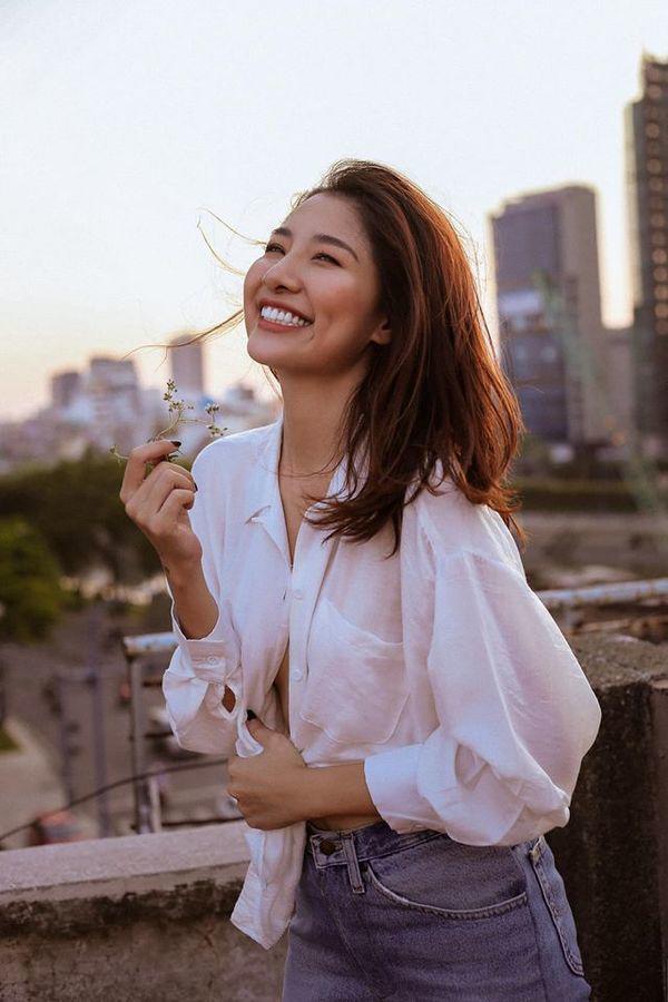 Đã có dáng gợi cảm, mỹ nhân Cô gái xấu xí một thời vẫn ra sức tập tành - 2