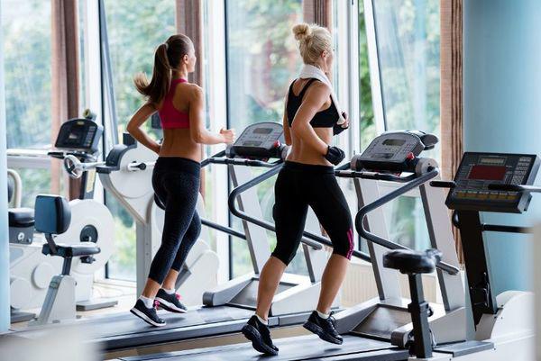 Đã có dáng gợi cảm, mỹ nhân Cô gái xấu xí một thời vẫn ra sức tập tành - 9