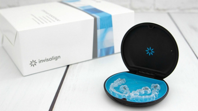 Bí mật của Invisalign: Thêm công nghệ giúp bạn “tháo niềng” sớm hơn tới 6 tháng - 1