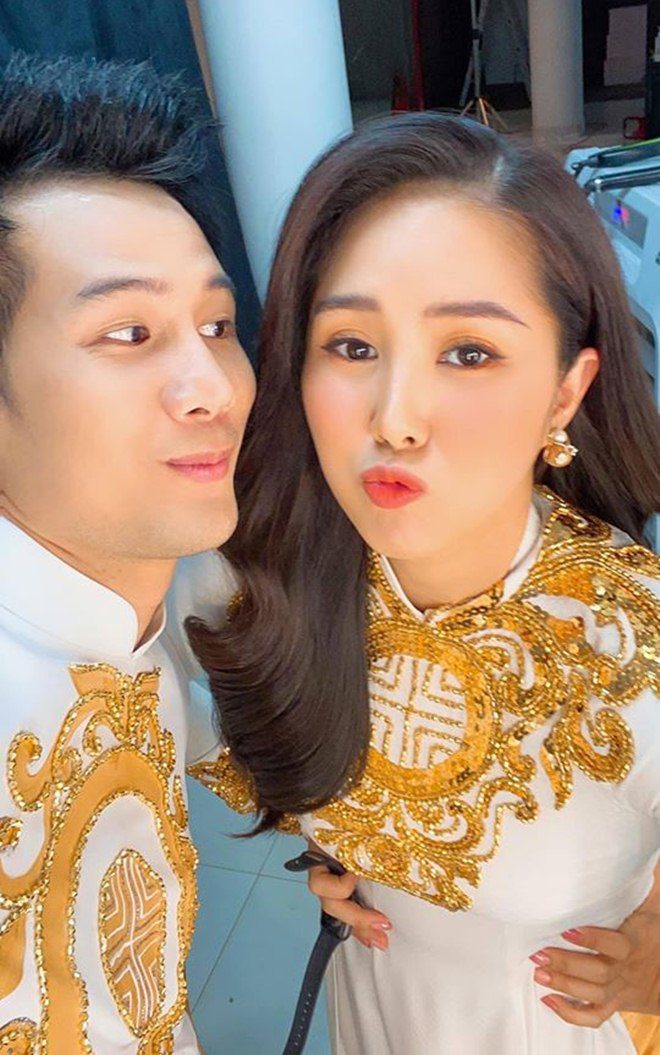 Sao Việt 24h: Siêu mẫu Hà Anh vui sướng khoe con gái amp;#34;đã cao hơn một nửa người mẹamp;#34; - 11