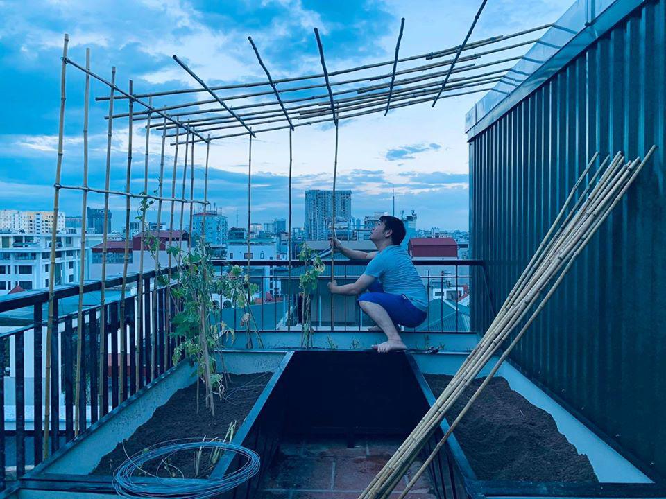 Sao Việt 24h: Siêu mẫu Hà Anh vui sướng khoe con gái amp;#34;đã cao hơn một nửa người mẹamp;#34; - 12