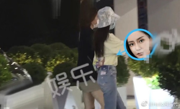 Showbiz Hoa ngữ: Người bị chê amp;#34;đoảngamp;#34; nhưng Angelababy nhận cơn mưa lời khen vì chăm con quá khéo - 1
