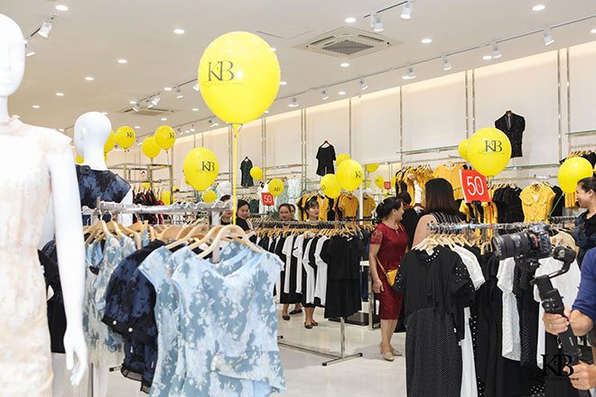 KB Fashion khuấy động con phố Thái Hà với không gian mua sắm đẳng cấp - 6