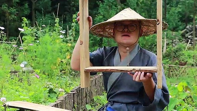 chi "ve que nuoi ca va trong them rau", 4 kenh youtube nay thu ve loi nhuan khung - 6