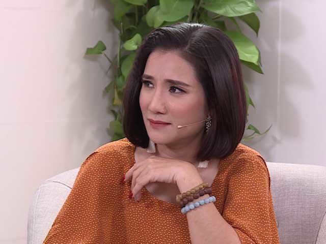 Đánh ghen khi trai trẻ lăng nhăng, Cát Tường đau khổ nhận ra tình địch bằng tuổi con gái 