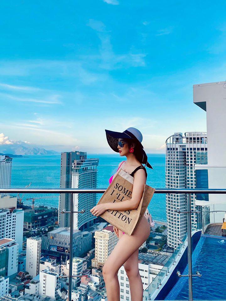 jennifer pham khoe tron sieu vong 3 cang dep nhu tuong sau sinh con thu 4 - 1