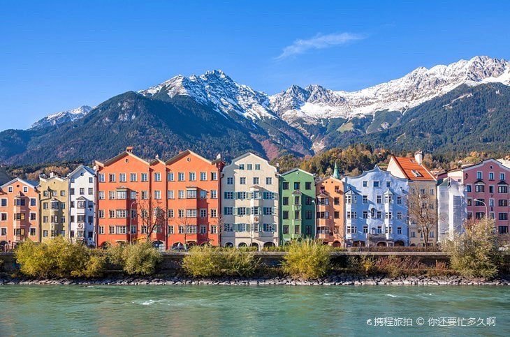 Mê mẩn lạc bước trong thị trấn được xem là đẹp nhất thế giới - 4