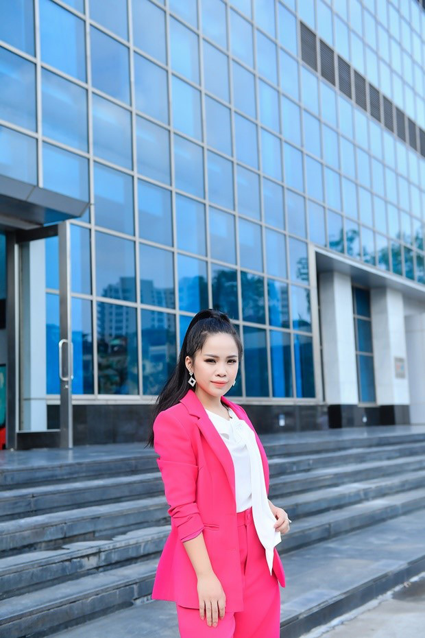 Nữ hoàng Doanh nhân Trần Thị An (An Nhiên) hội ngộ HH Đỗ Mỹ Linh và DV Hồng Diễm - 4